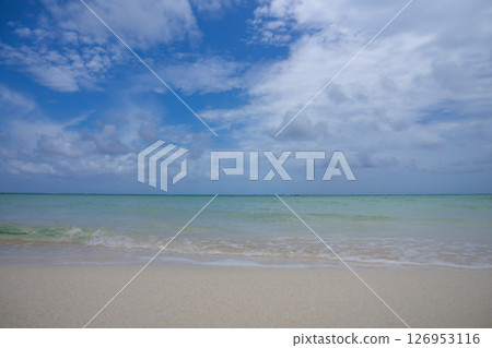 Blue sea and sky of Miyakojima Blue sea and sky of Miyakojima 126953116