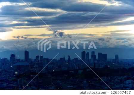 Scenery of the sunset in Nagoya city 126957497