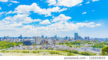 A panoramic view of Sendai city with fresh greenery from the ruins of Aoba Castle 126959650