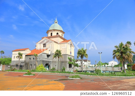 [Hiroshima Prefecture] Kure Portopia Park (Symbol Dome) on a clear day 126960512
