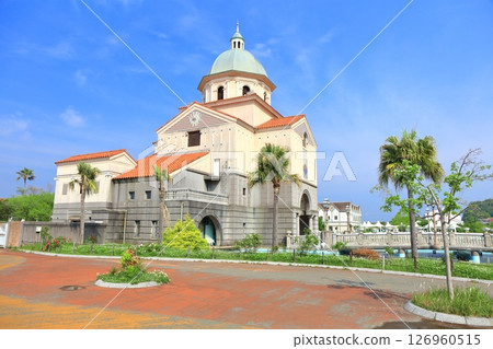 [Hiroshima Prefecture] Kure Portopia Park (Symbol Dome) on a clear day 126960515