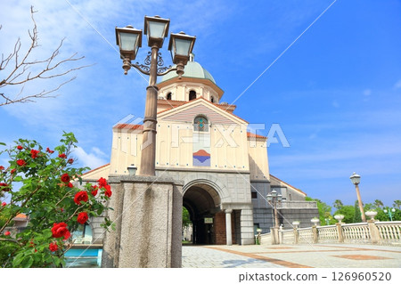 [Hiroshima Prefecture] Kure Portopia Park (Symbol Dome) on a clear day 126960520