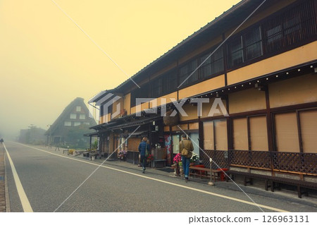 Konfuji Shoten Ogimachi Gassho-style Village World Heritage Site Shirakawa-go Thatched Roof 126963131