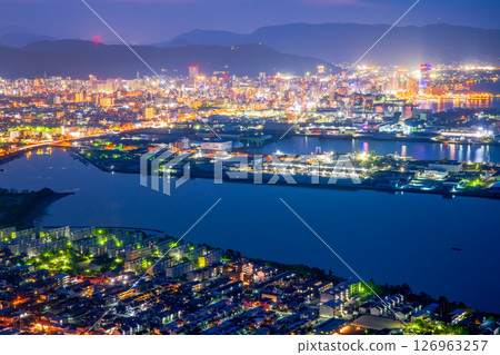 香川縣屋島獅子靈岩展望台的夜景 香川縣屋島獅子靈岩展望台的夜景 126963257