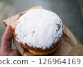 在波蘭克拉科夫吃 ponczki 126964169