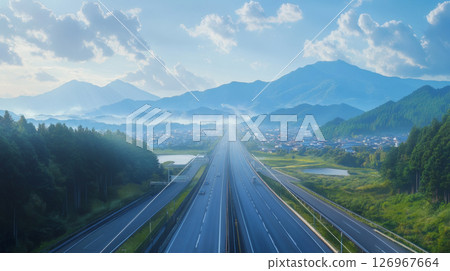 汽車在高速公路上運行 126967664