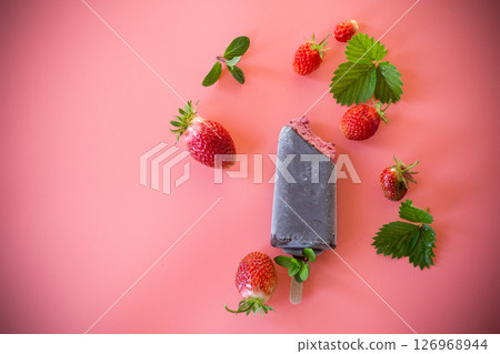 Summer strawberry dessert on a pink background Summer strawberry dessert on a pink background 126968944