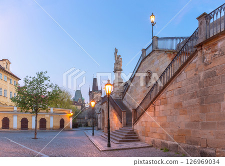Charles Bridge at dawn, Prague, Czech Republic 126969034