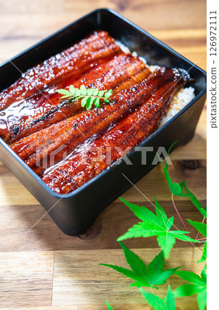 [Food ingredients] Delicious-looking unaju [Nagano Prefecture] 126972111