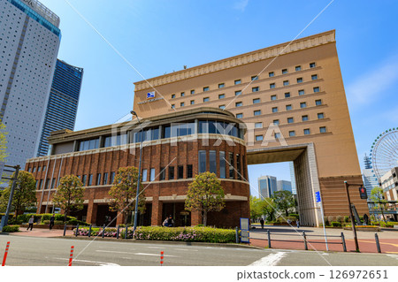 神奈川縣橫濱的 Navios Yokohama（三星級飯店） 126972651