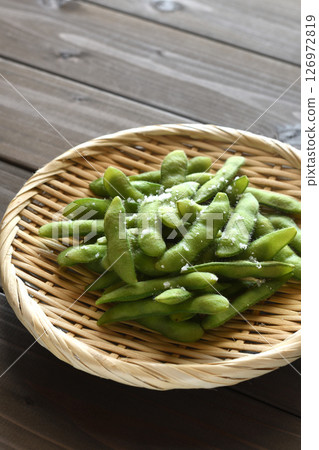 Salt boiled edamame Salt boiled edamame 126972819