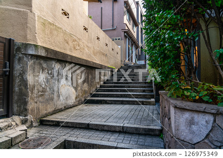 [東京] 神樂坂的迷人小巷 126975349