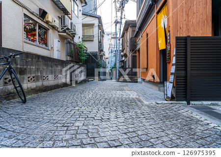[Tokyo] The charming alleys of Kagurazaka 126975395