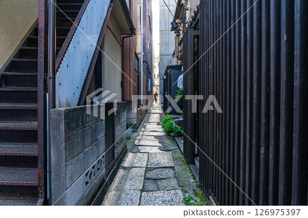 [東京] 神樂坂的幽靜小巷 126975397