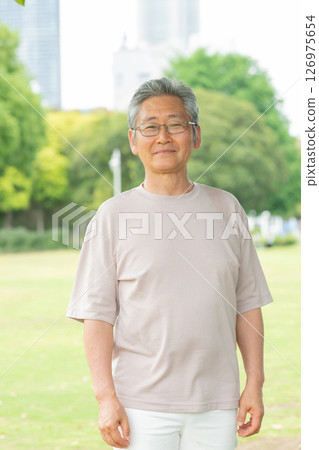 Senior men with a smile 126975654