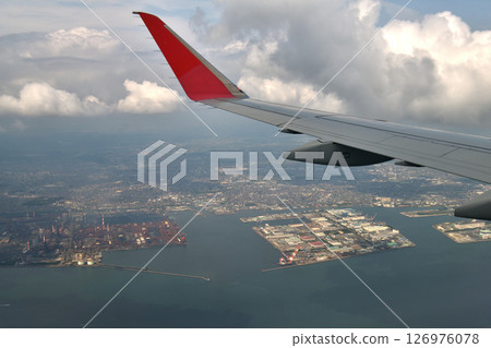 View from the plane: Descending altitude to Kobe Airport, near Kakogawa Honjo artificial island 126976078