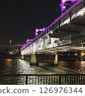 隅田川上的燈光大橋 126976344