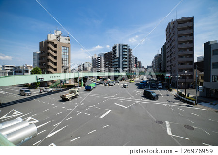 女長橋步行橋與王子三丁目交叉口週邊的交通狀況 [交通圖] 126976959