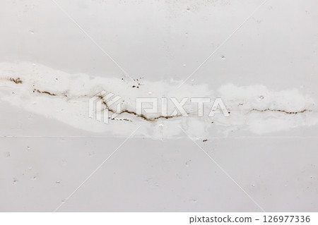 Flat roof leaked cause Ceiling stain, Ceiling water damage. 126977336