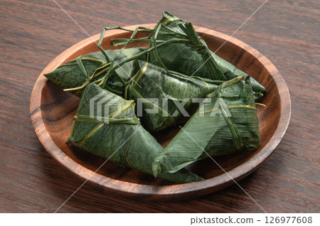 Akita's local dish, sasamaki 126977608