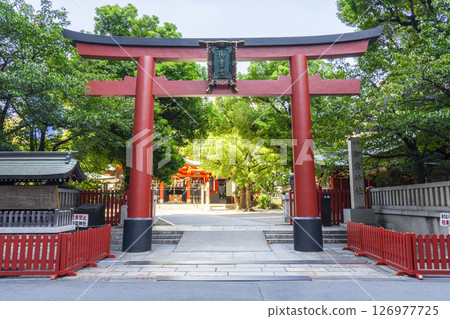 五靈神社前鳥居（大阪市中央區淡路町） 126977725