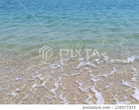 Transparent sea 126977933
