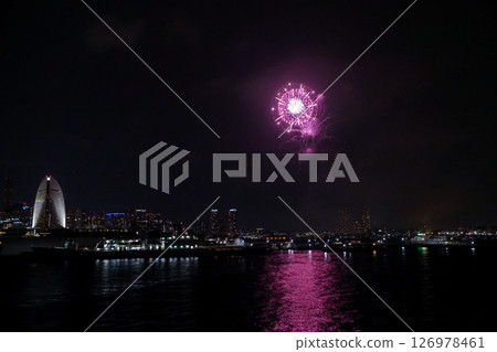 Yokohama Port Festival Fireworks Show Illuminates the Night Sky Yokohama Port Festival Fireworks Show Illuminates the Night Sky 126978461