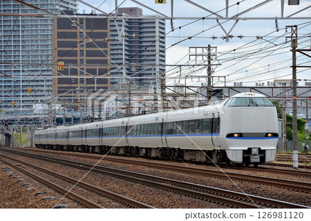 東海道線683系特快列車“雷鳥”25號 126981120