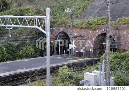 Tunnel and station 126983301