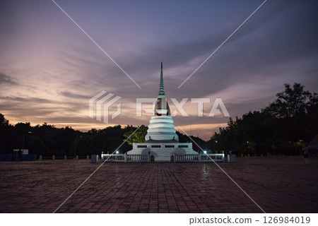 THAILAND RAYONG PHRA CHEDI KLANG NAM 126984019