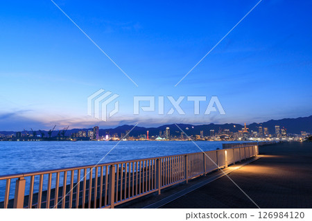 神戶的夜景(兵庫縣神戶市中央區) 神戶的夜景(兵庫縣神戶市中央區) 126984120