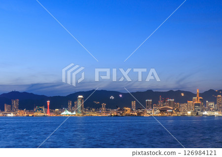 神戶的夜景（兵庫縣神戶市中央區） 126984121