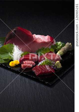 藍鰭鮪魚影像垂直 藍鰭鮪魚影像垂直 126985281