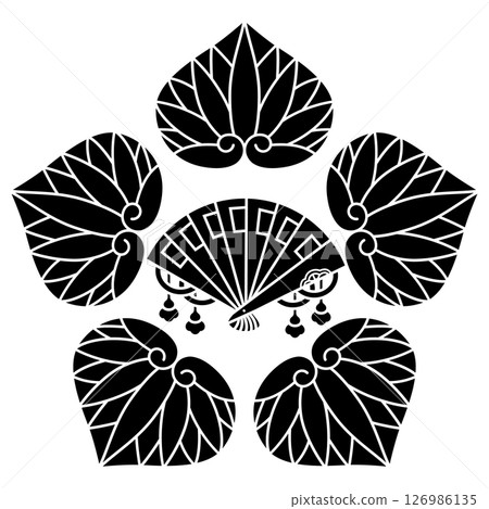 這是我的家徽。它是五朵蜀葵和一把折扇。 這是我的家徽。它是五朵蜀葵和一把折扇。 126986135