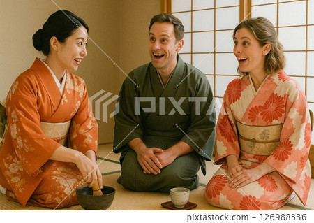 一對外國夫婦享受有趣的茶道體驗 126988336