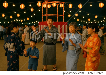 參加夏季祭典的盆舞節 126988924