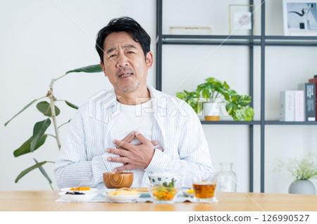 Middle-aged man with anorexia 126990527