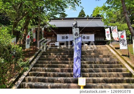會津的守護神,位於福島縣豬苗代町峰山的羽日津神社 會津的守護神,位於福島縣豬苗代町峰山的羽日津神社 126991078
