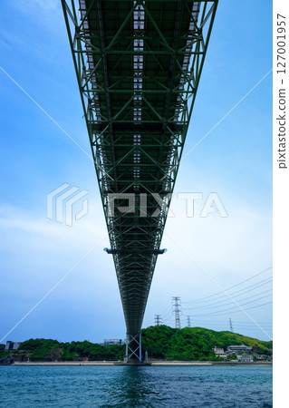 Kanmon Bridge and blue sky 127001957