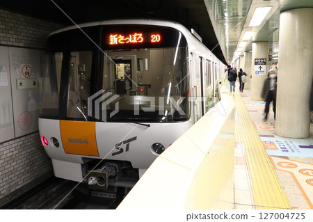 [T] 札幌市營地鐵東西線8000系列列車（宮之澤⇔新札幌） 127004725