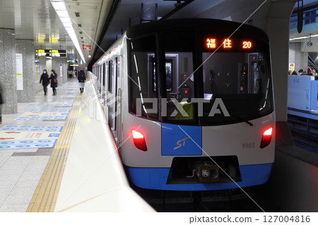 [H] 札幌市營地鐵東豐線9000系列列車（榮町⇔福住町） 127004816