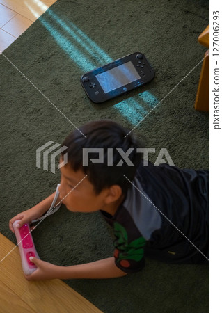 younger, baby boy, boy 127006293