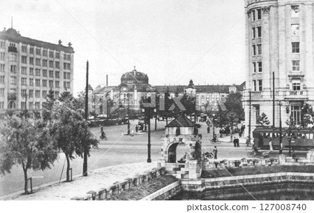 1932年的老照片，東京車站前，行幸大道 127008740