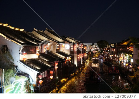 Night view of Shantang Street, Suzhou, China 127009377