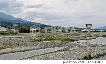 A bridge for linear motor cars is under construction in Nagano Prefecture (June 2025) A bridge for linear motor cars is under construction in Nagano Prefecture (June 2025) 127010041