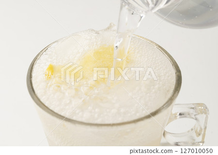 Cold ginger ale made with ginger syrup 127010050