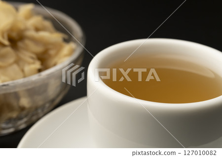 用薑糖漿製成的溫薑汁汽水 127010082