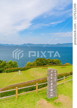 (Sasebo City, Nagasaki Prefecture) Kanzaki-hana, the westernmost point of mainland Japan (Sasebo City, Nagasaki Prefecture) Kanzaki-hana, the westernmost point of mainland Japan 127012209