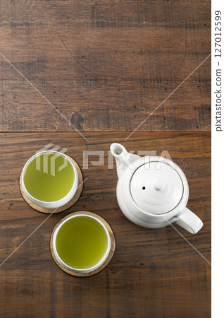 將綠茶倒入九州 127012599