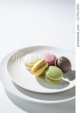 Colorful macaroons Colorful macaroons 127012883